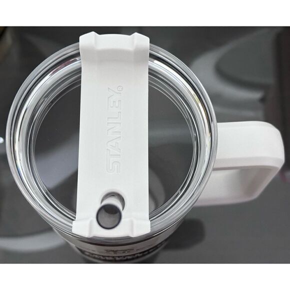 Stanley Adventure Quencher 40oz Tumbler, Frost Pearlescent White - Picture 3 of 4